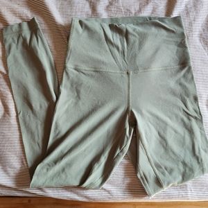 Lululemon Align Leggings 25" - Willow Green - size 4